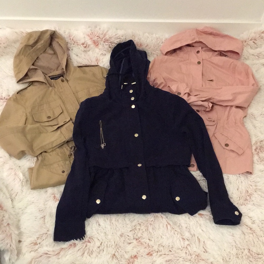 🧥Bundle of gently used light jackets 🧥